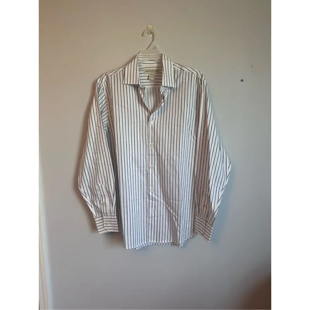 NWT Banana Republic White with Blue Stripes Dress Shirt